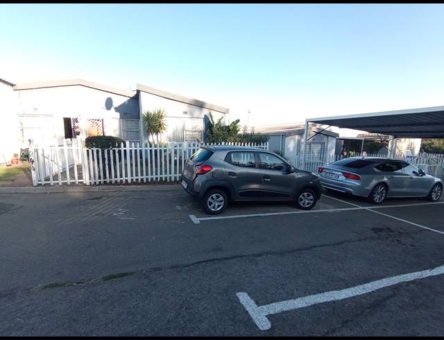 2 BEDROOM TOWNHOUSE FOR SALE IN RIDGEWAY